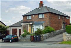 4 Bed House & Garage